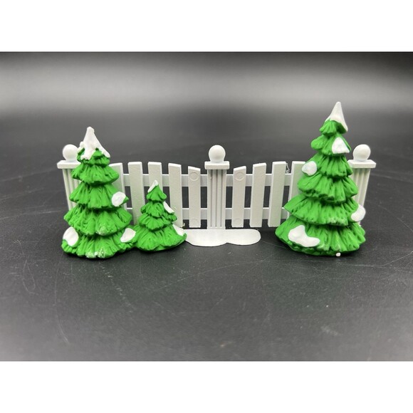 Dept 56 The Original Snow Village “Frosty Tree-Lined Picket Fence” w/ Box - Picture 2 of 5